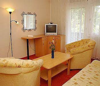 Solar Club Apartman Sopron Exterior photo